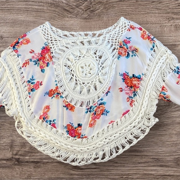 love J Tops - Love J Braided Woven Floral White‎ Boho Top, Medium